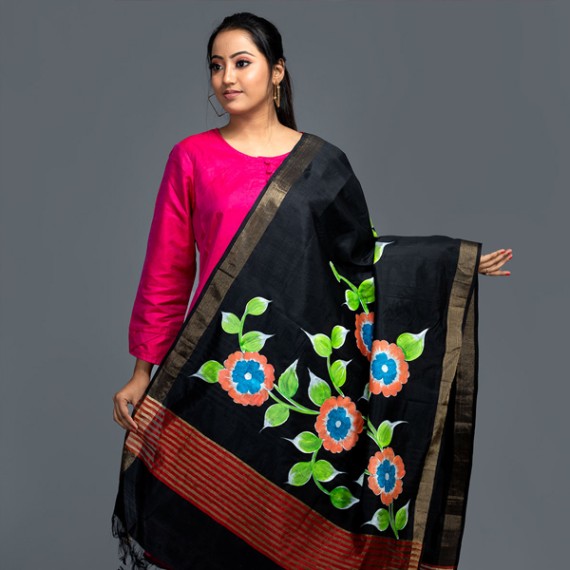 https://kvdesigners.npaym.com/products/dupatta-005