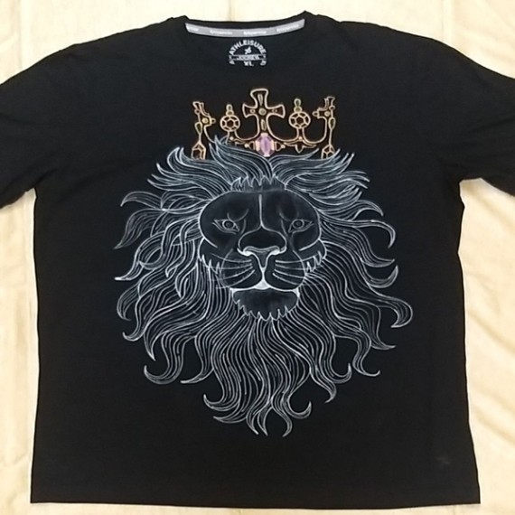 https://kvdesigners.npaym.com/products/handpainting-t-shirt